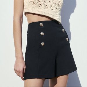 Zara black shorts 🌸